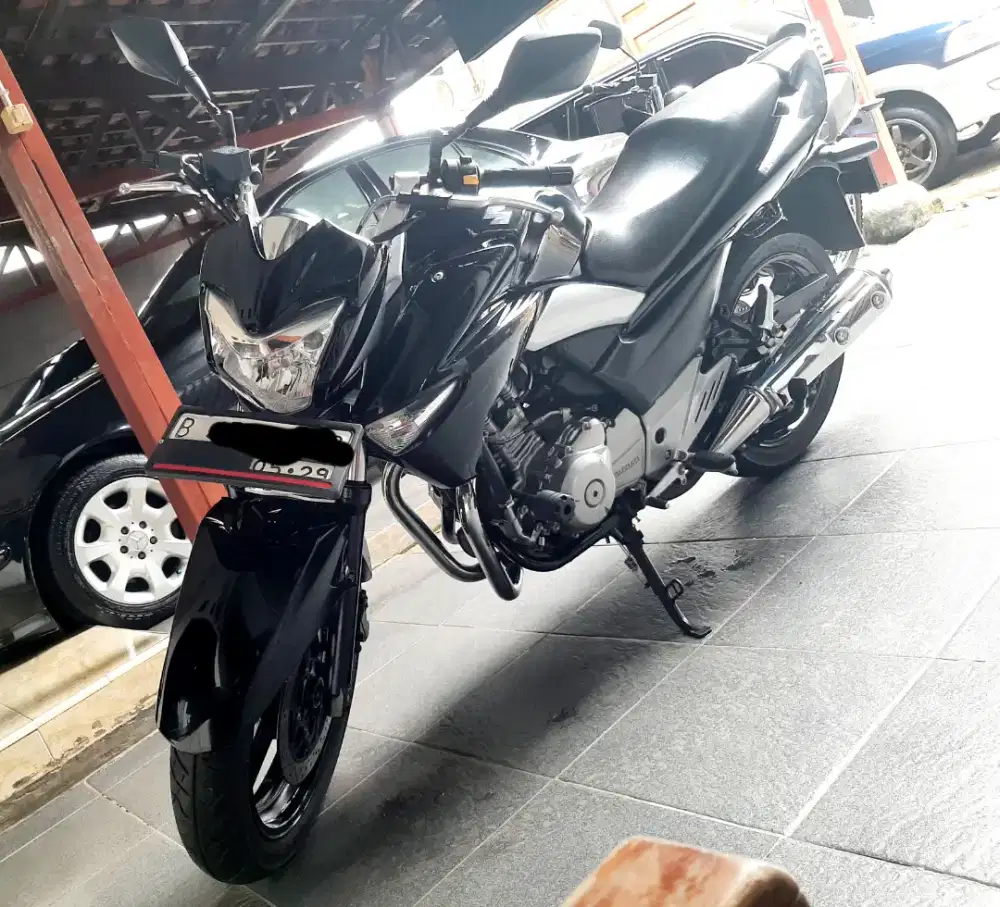 Suzuki Inazuma 250cc