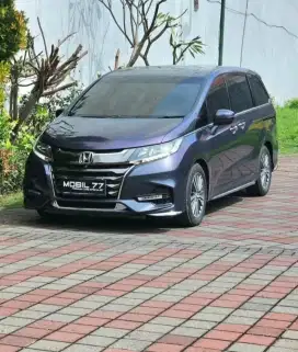 Honda Odyssey prestige Tahun 2018