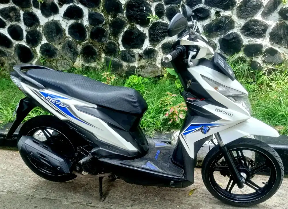 Beat 2017 putih terawat