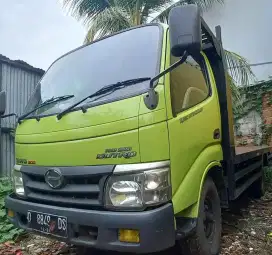 Hino dutro engkel long bok/los bak 2013