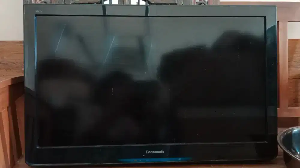 Televisi merk Panasonic