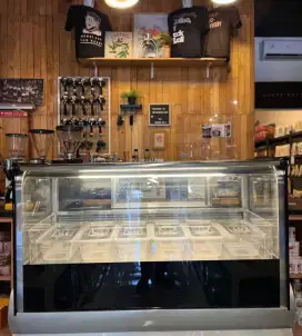 Show case Gelato second