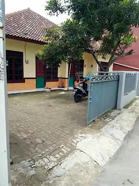 Dijual Rumah Kontrakan 11 Petak