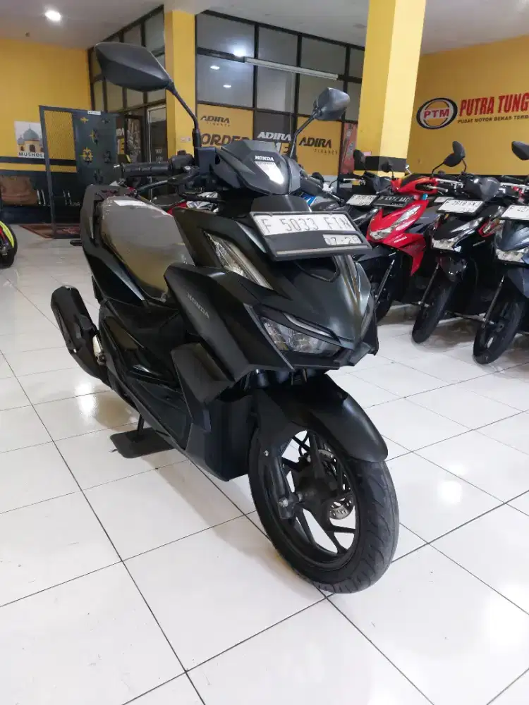 VARIO 160 CBS MESIN TOP
