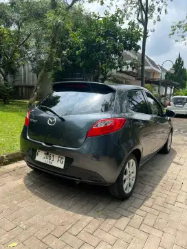 Mazda2 AT HB pajak 12-26 bu