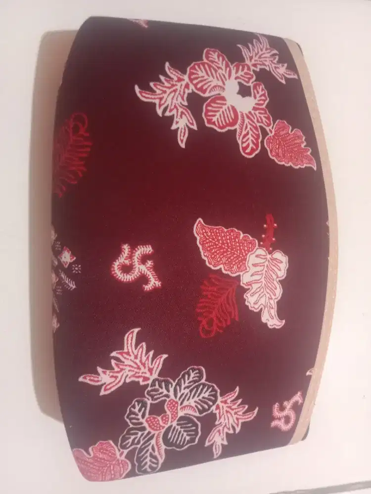Dompet  motif indah