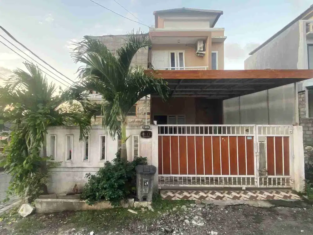 Di jual rumah minimalis lantai II di kawasan perumahan di nusa dua Benoa Kuta Selatan Bali