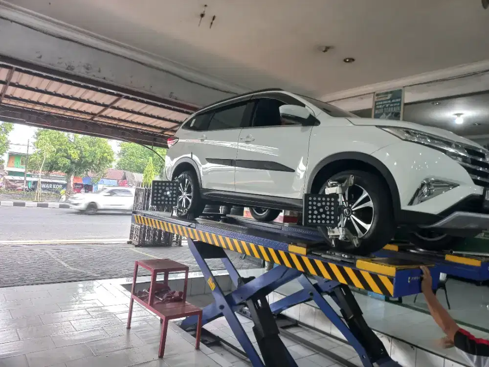 Daihatsu  Terios 2021 tipe R / AT Putih