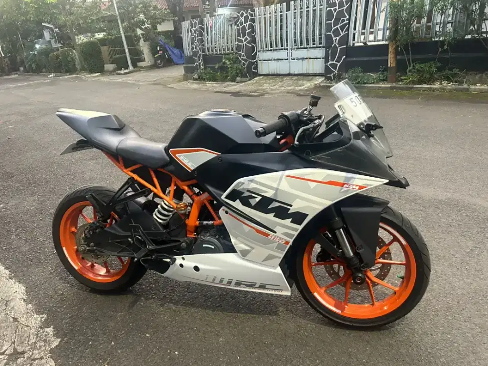 Di jual motor edisi lagi butuh uang