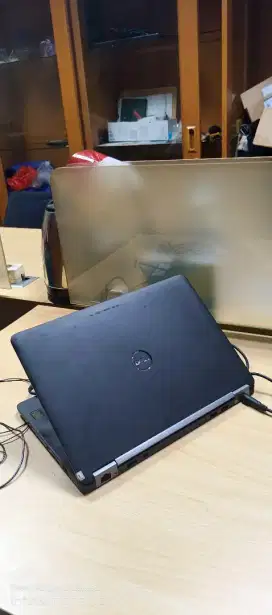 Dell latitude e7270