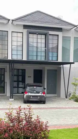 Dijual Cepat BU Rumah Grand Pakuwon Cluster Gladstone semi Furnish Minimalis Surabaya Barat