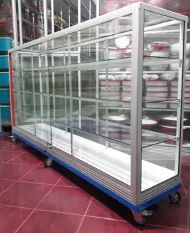 Etalase Pakai Roda Panjang 2M Kaca Full 5MM