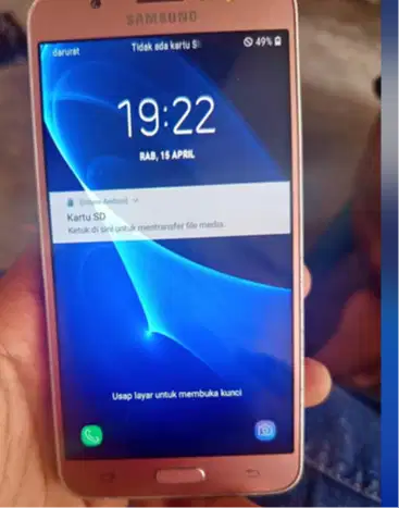Samsung J7 th 2016