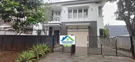 Rumah Fasilitas Oke Punya di Lokasi Cozy Legenda Wisata Cibubur