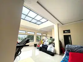 DIJUAL RUMAH BARU FULL FURNISHED; KEMBAR MAS, BANDUNG ; AC,WH, CCTV  ^IR