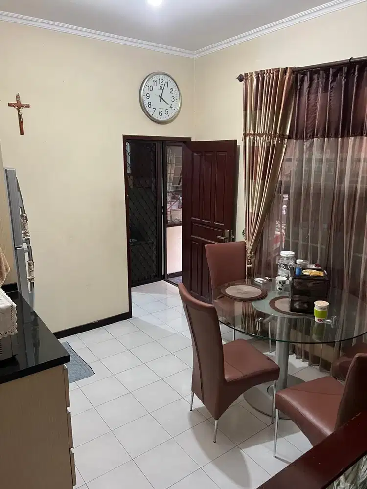 Jual Rumah Lembah Harapan Cluster Pinus  Asri