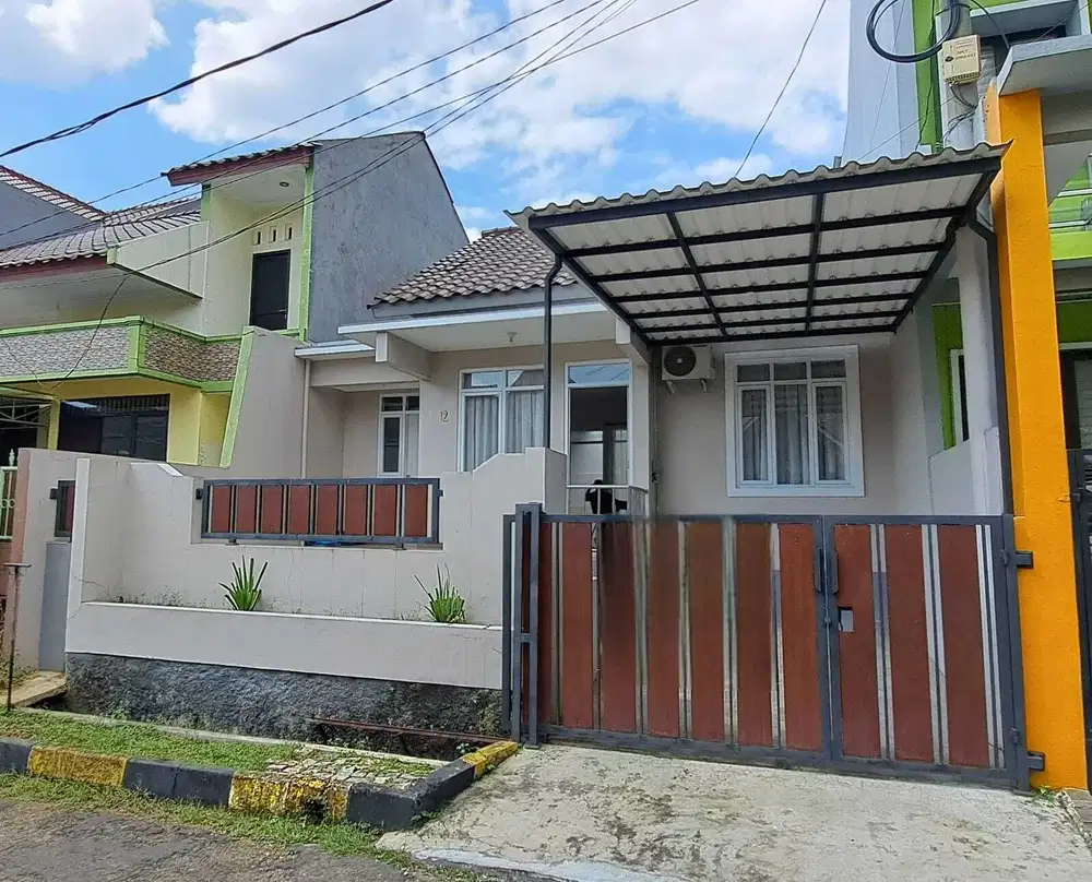 Jual rumah bagus.strategis di Taman Yasmin.