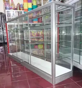 Etalase 2Mx1M Untuk Perlengkapan Usaha