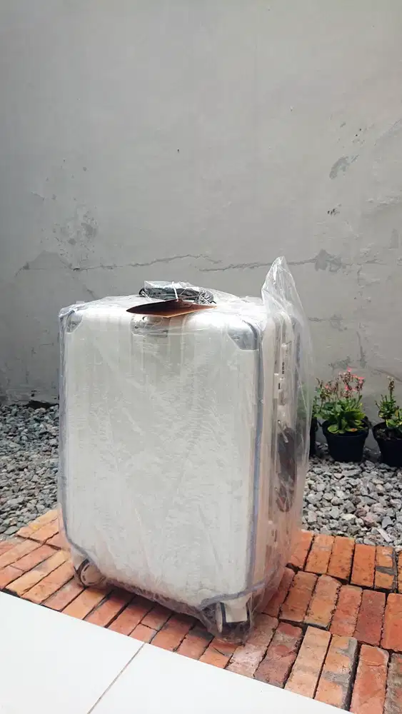 Koper IUIGA Alumunium Putih 20 Inch