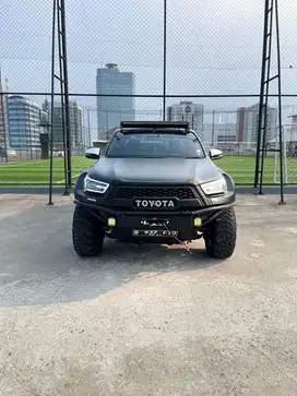 Hilux V at diesel full spec