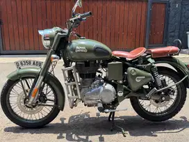 Royal Enfield clasik 500 cc