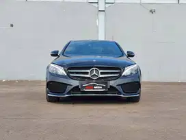 Mercedes Benz Mercy C 200 C200  ( W205 ) AMG AT 2017 Black on Black
