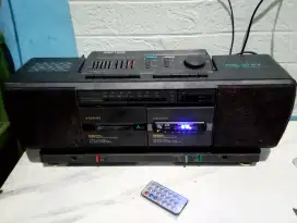Tape polytron bluetooth