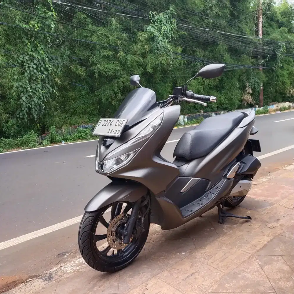 PCX Non ABS 2019 (Bagus lengkap Mesin Cakep)