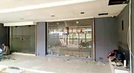 SEWAKAN TEMPAT USAHA DI JALAN KARTINI SURABAYA PUSAT (Tjin2Winmax)