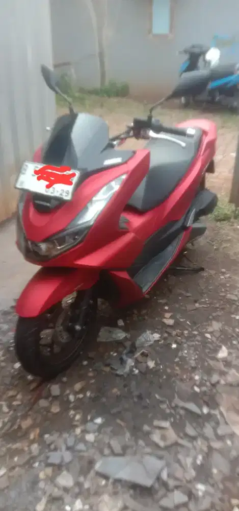 Di jual Honda pcx tahun 2024
