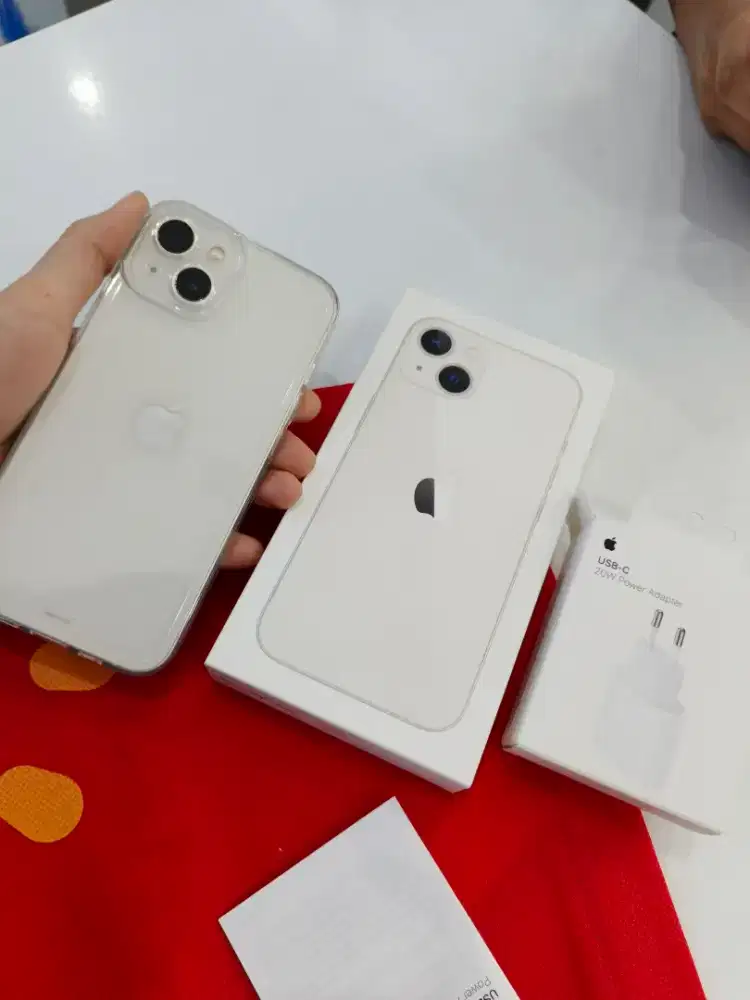 Bisa tukar tambah Iphone 13 starlight garansi ibox