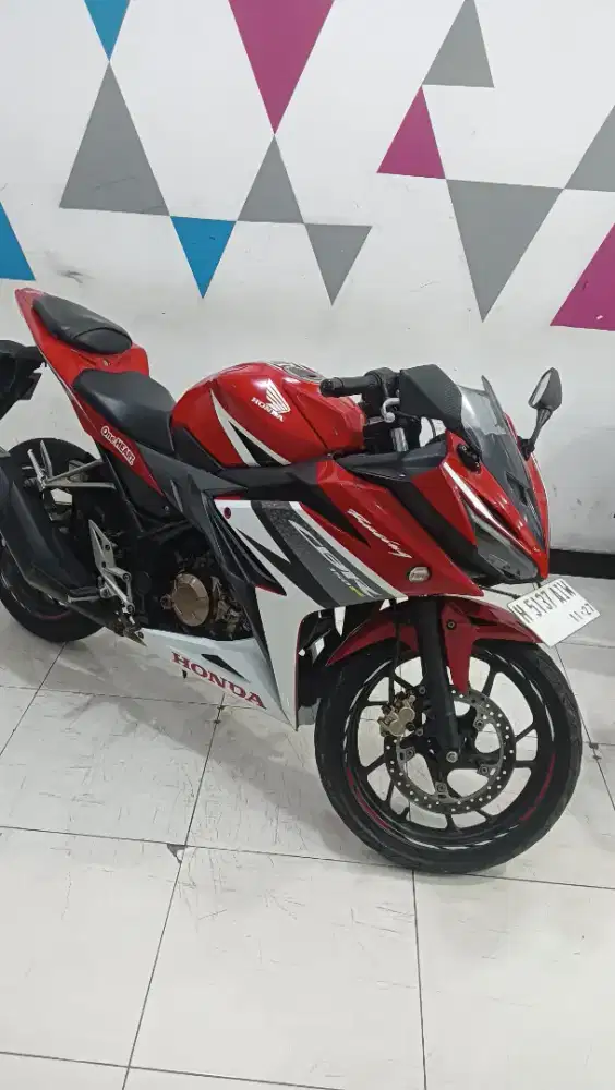 Honda New CBR 150 R SE 2017 DP.0%
