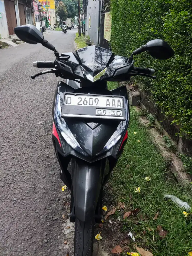 Di jual santai Vario 2016 125 CC