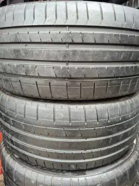 Ban copotan pirreli pzero pz4 245/35 R20 85%..2pcs