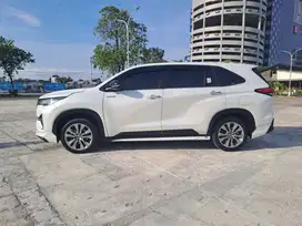 Toyota Kijang Innova 2023 Bensin