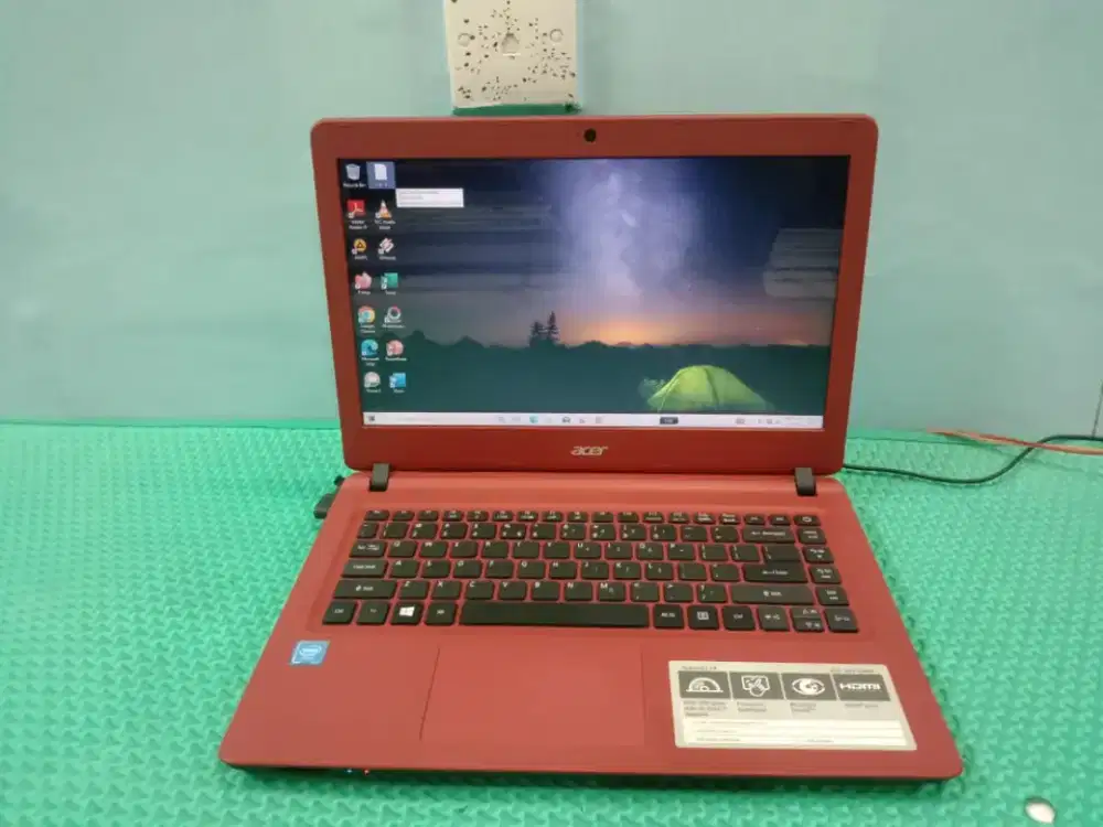 Laptop Acer ES14 murah fullset