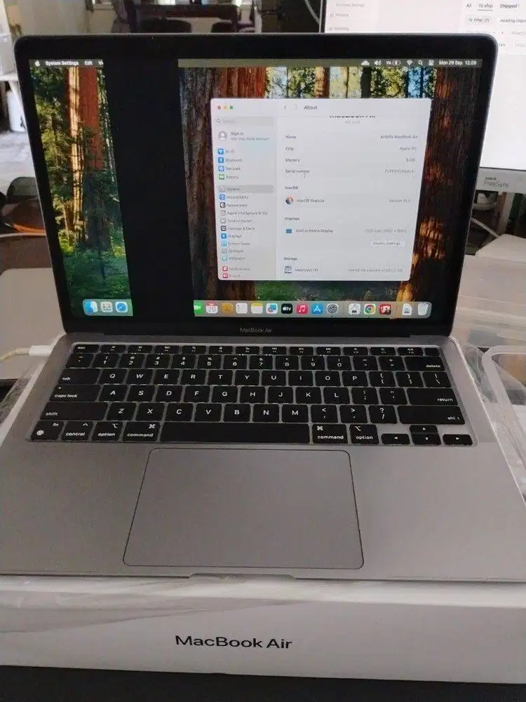 Macbook Air M1 2020 layar nggaris Fullset 8/256