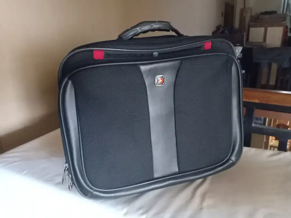 SwissGear Wenger ThePatriot- Koper/Rolling Briefcase/Luggage- original