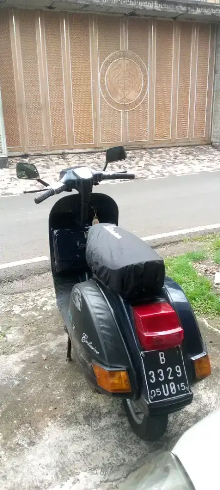 Vespa Exclusive 2 thn 97 ORI cat