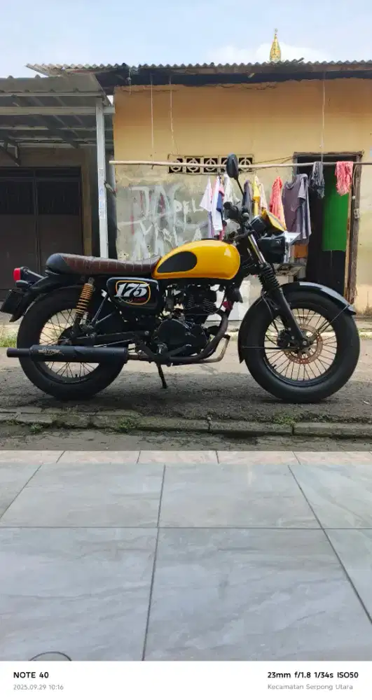 Motor Bekas Kawasaki W175 Cafe