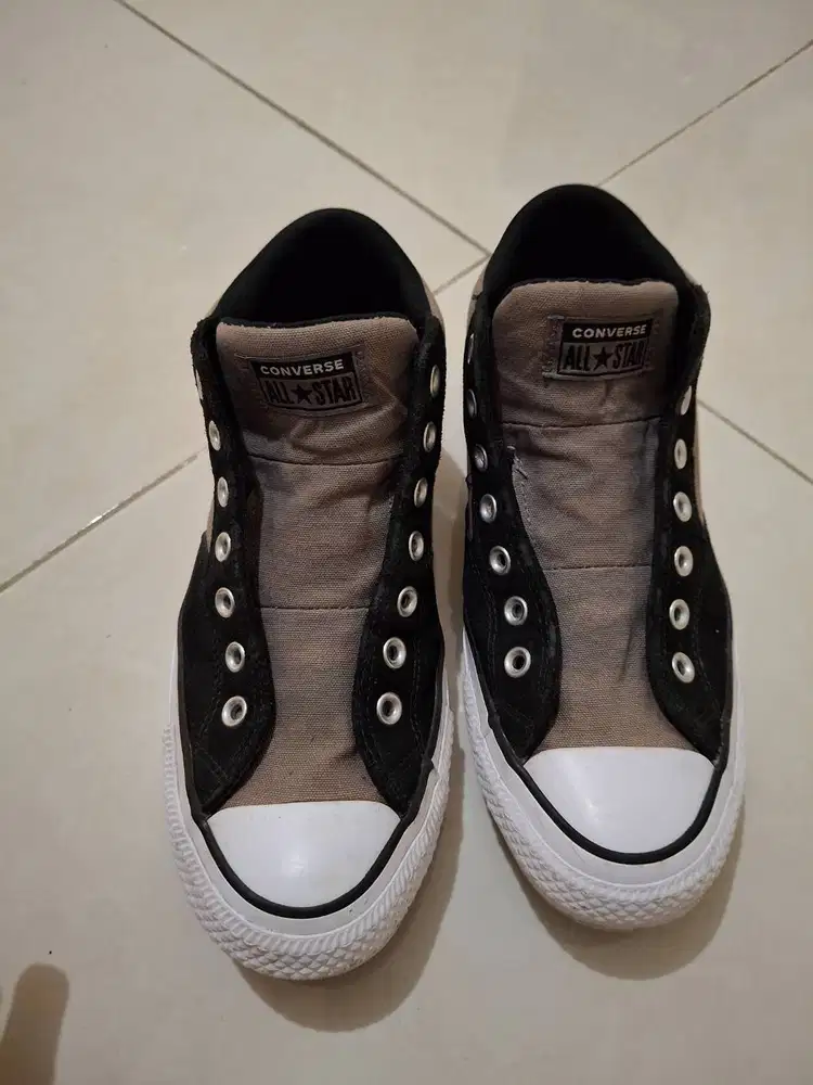 Sepatu Converse