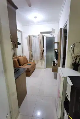 Dijual Murah Unit 2BR Green Pramuka City Furnished Dekat Mall & Tol Siap Huni
