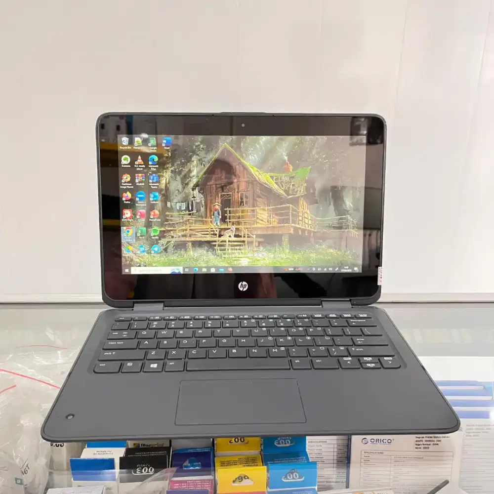 Hp probook X360 11 G4 EE ( Touchscreen )  i5 gen 8 | ram 8gb | ssd 256