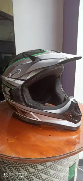 Kawasaki KLX helm