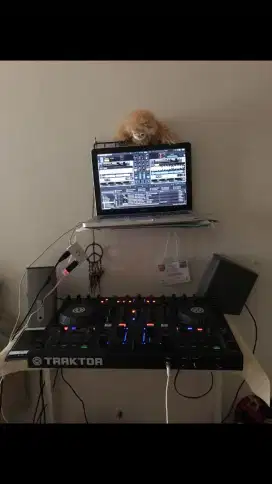 native instruments traktor kontrol S4 MK 1 full set alat dj