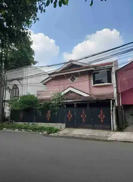 Rumah 2 Lantai Pinggir Jalan Bintaro Sektor 9 Cocok Untuk Bisnis (13377)