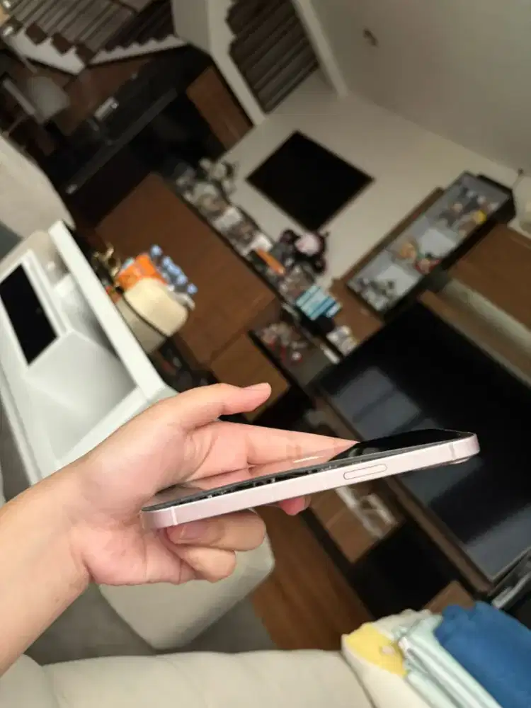 Iphone 13 128 GB LCD bengkak
