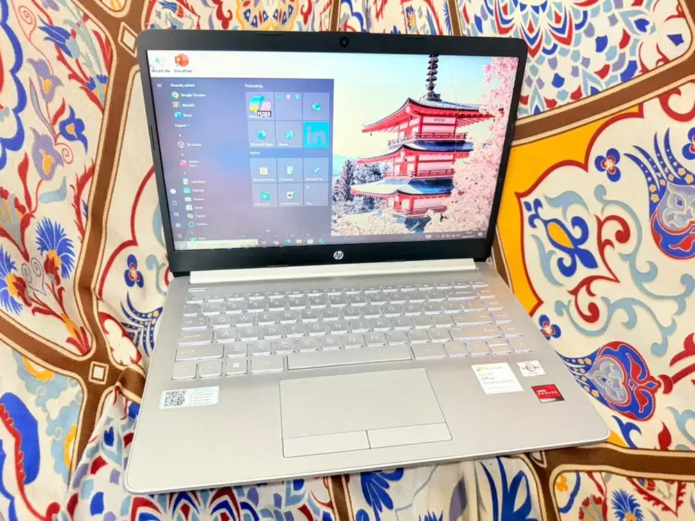 Laptop Desain HP 14S Intel SSD 512 gb