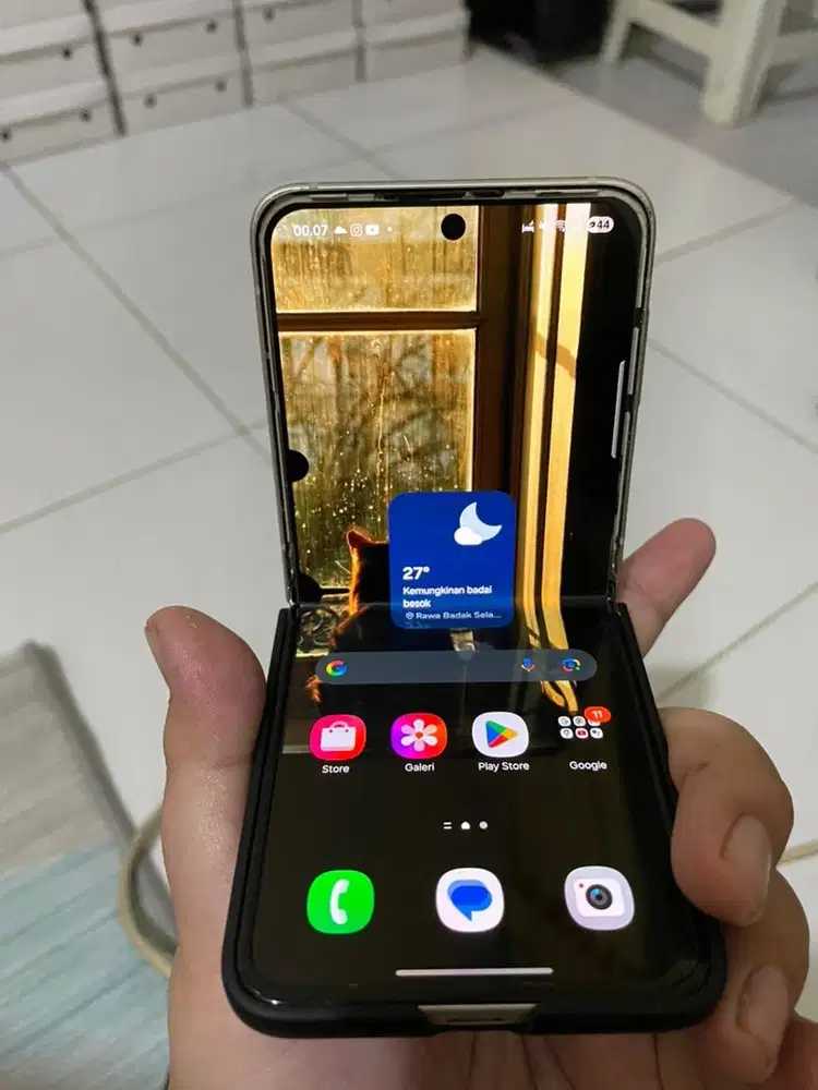 Samsung galaxy z flip3 256gb