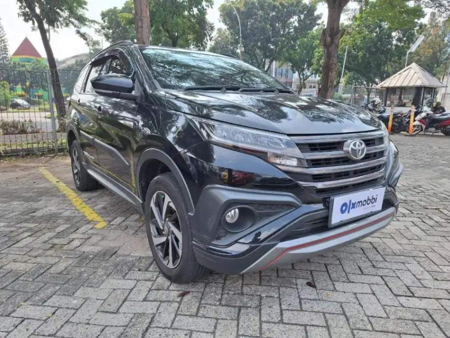 DP MURAH Toyota Rush 1.5 TRD Sportivo Bensin-AT 2020 Silver C9WJA